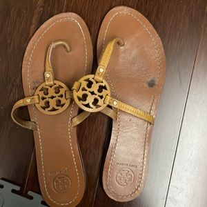 Tory Burch Mini Miller Tan Leather Size 9